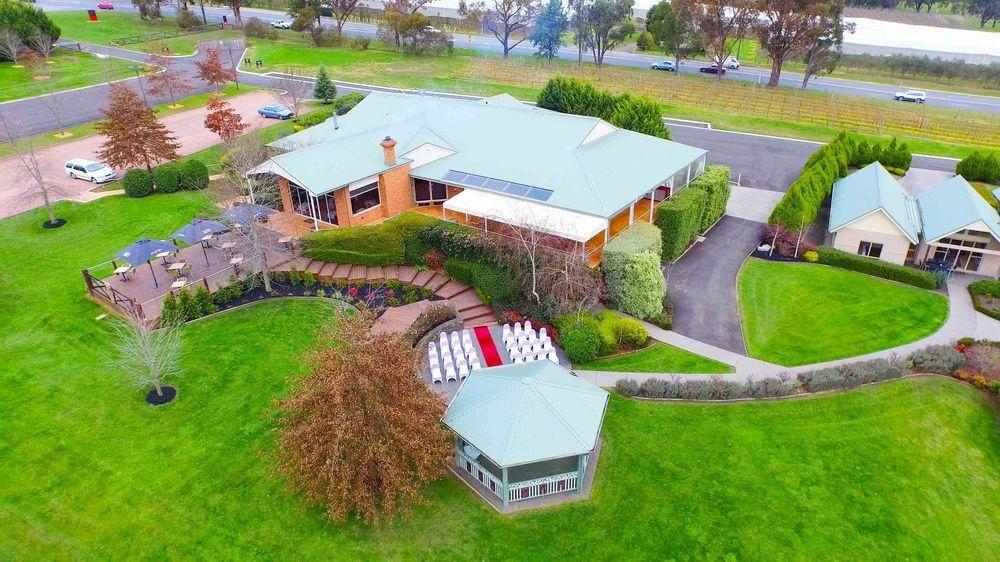 Bed and Breakfast Wild Cattle Creek Estate Wandin Yallock Экстерьер фото